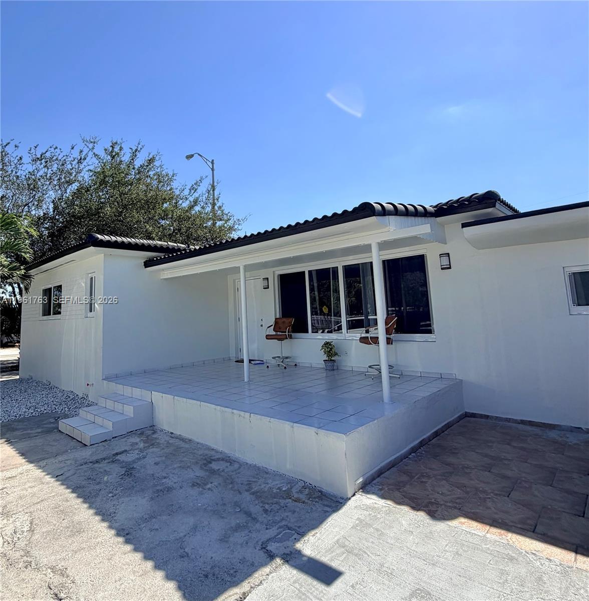 598 E 41st St, Hialeah FL 33013