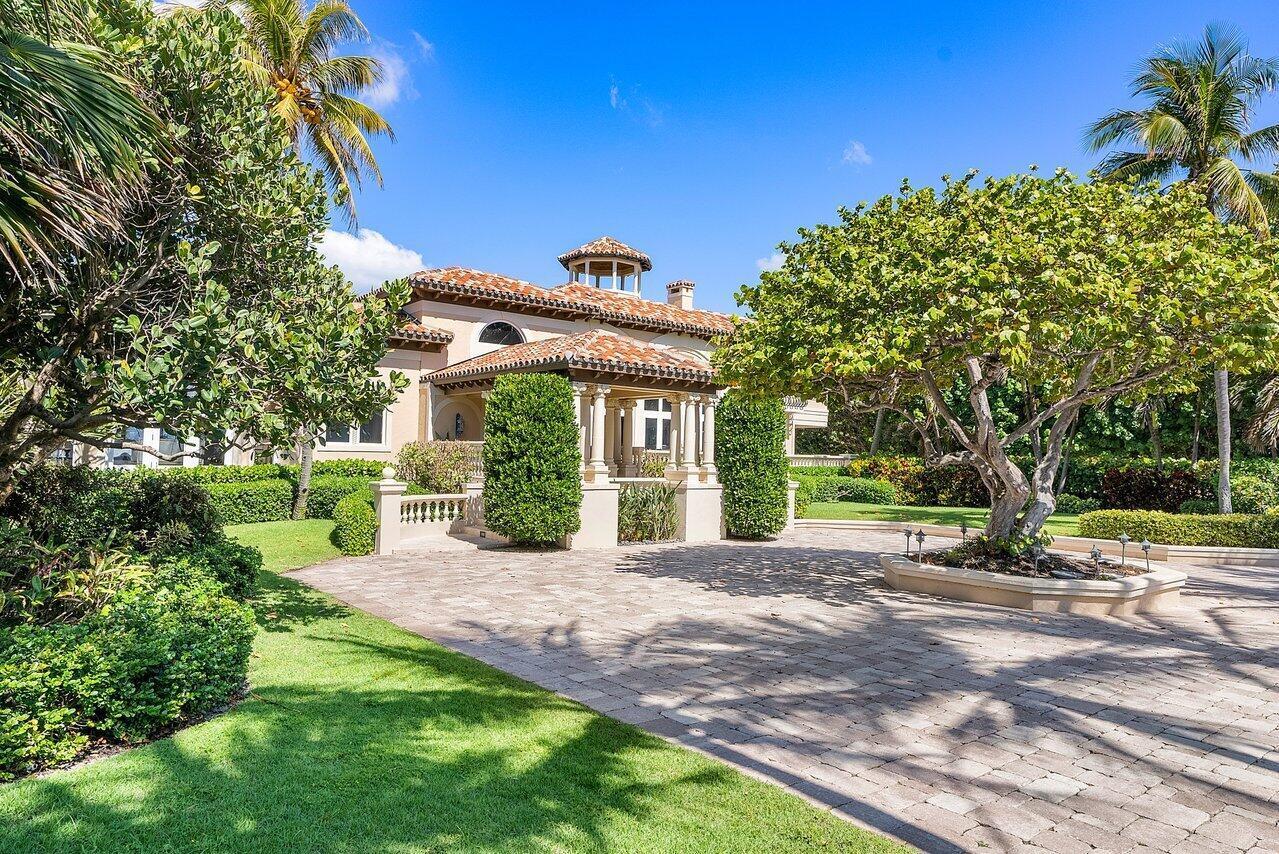 1880 S Ocean Boulevard, Manalapan FL 33462 photo 2