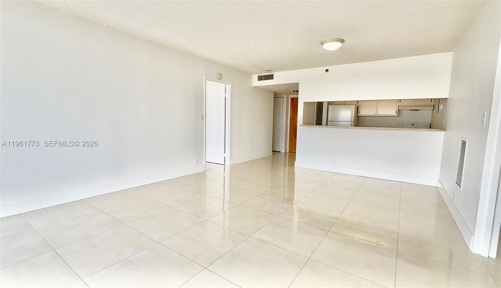 7601 E Treasure Dr # 801, North Bay Village FL 33141