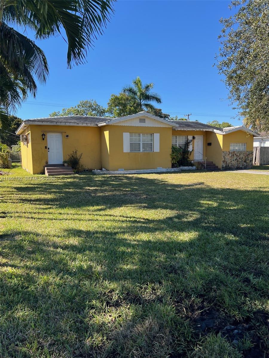 550 Forrest Dr, Miami Springs FL 33166