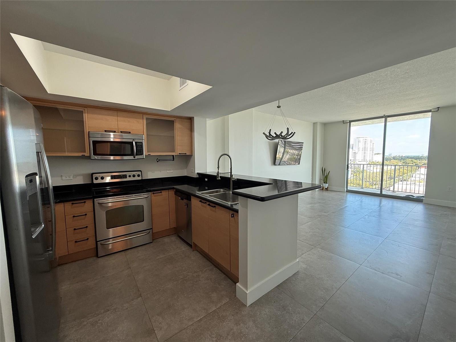 140 S Dixie Highway # 915, Hollywood FL 33020 photo 4