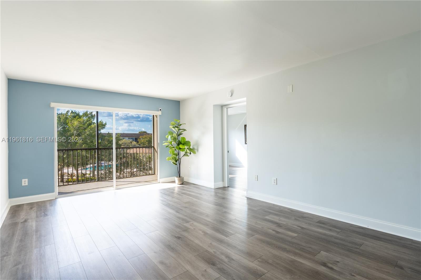 1600 SW 127th Way # 305C, Pembroke Pines FL 33027 photo 2