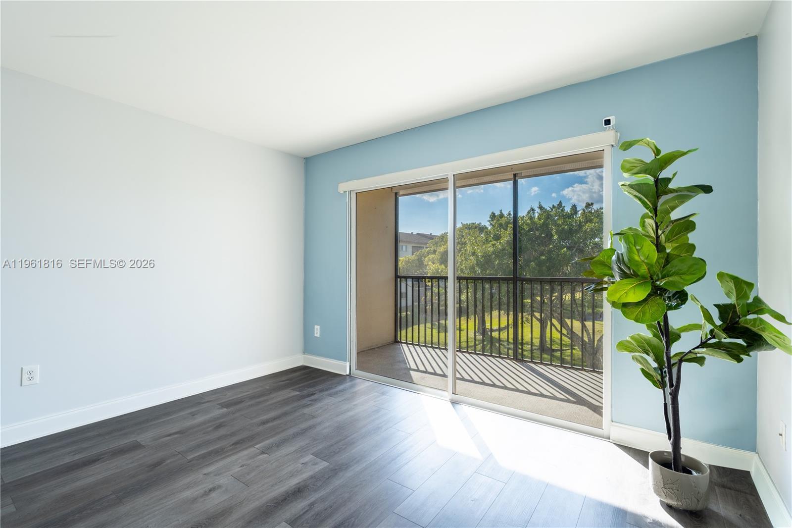 1600 SW 127th Way # 305C, Pembroke Pines FL 33027 photo 4