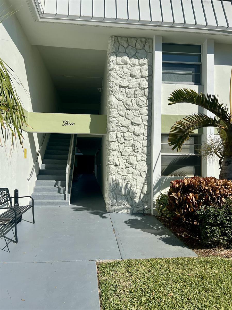 2302 Sunrise Boulevard # 201, Fort Pierce FL 34982 photo 4
