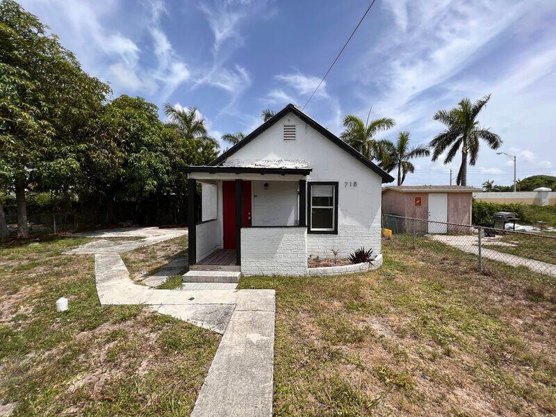 718 W 7th Street # 2, Riviera Beach FL 33404