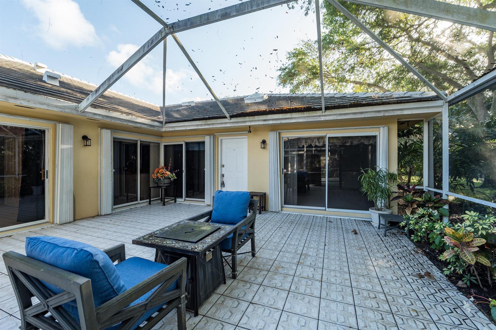 304 Sun Terrace Court, Palm Beach Gardens FL 33403