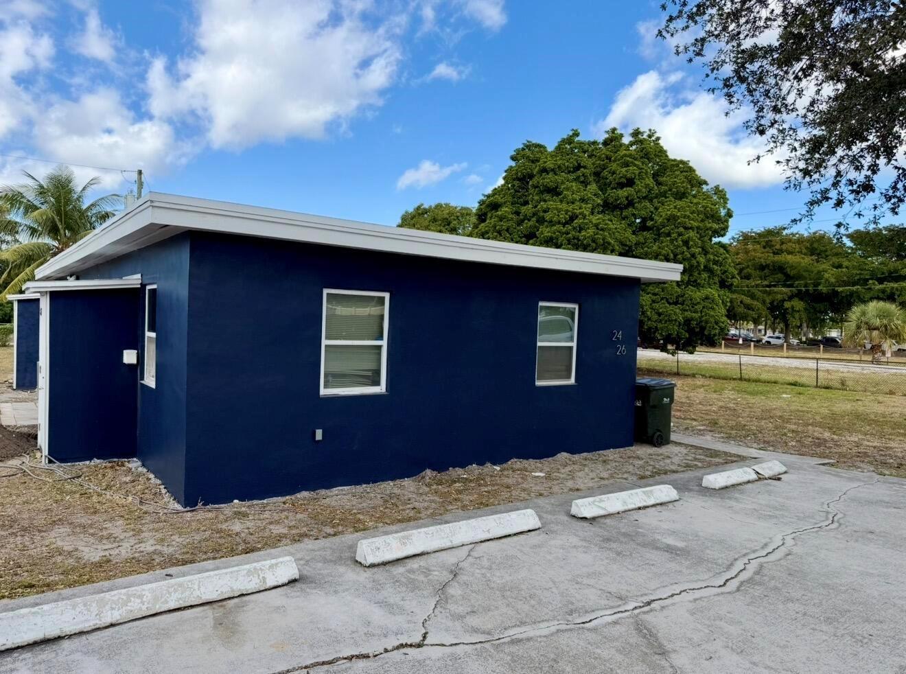 26 SW 10th Avenue, Delray Beach FL 33444 photo 3