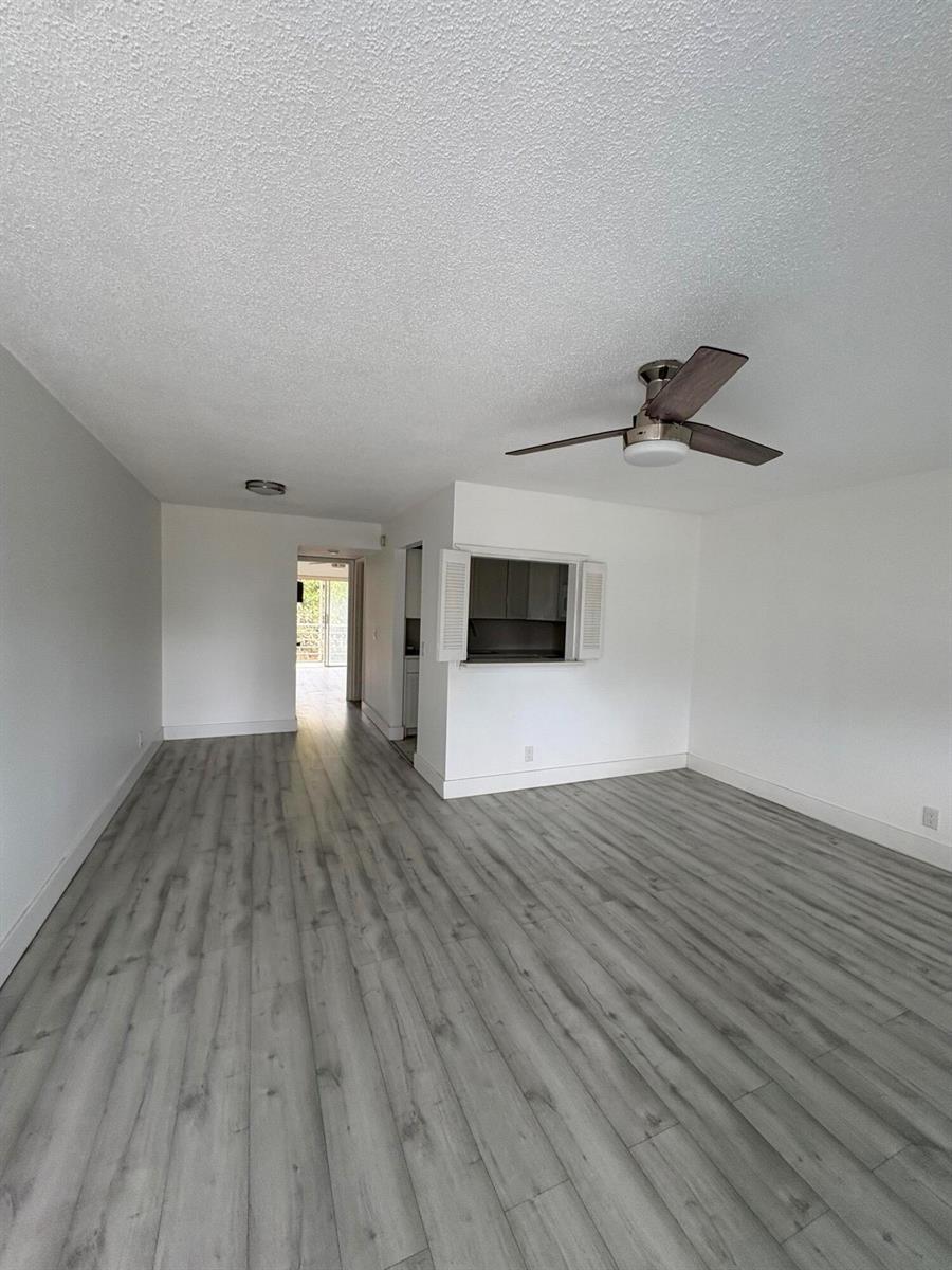 374 Camden P, West Palm Beach FL 33417 photo 4
