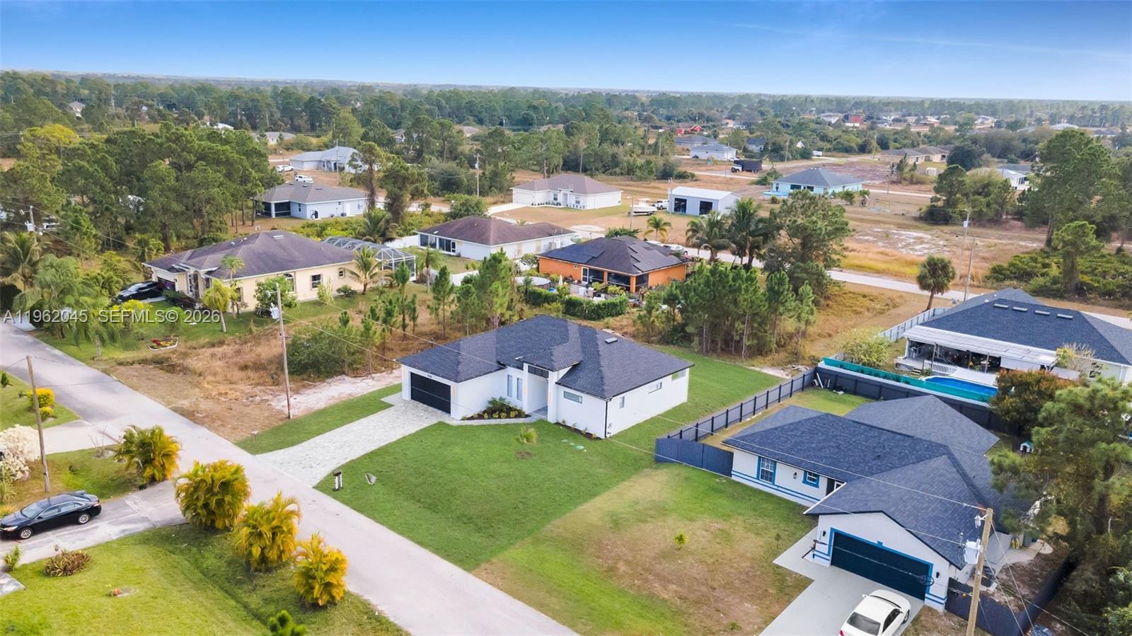 1138 Garibaldi st, Lehigh Acres FL 33974 photo 4