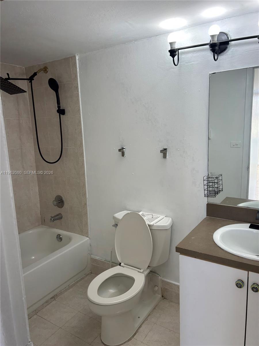 14311 N Kendall Dr # 402A, Miami FL 33186 photo 3
