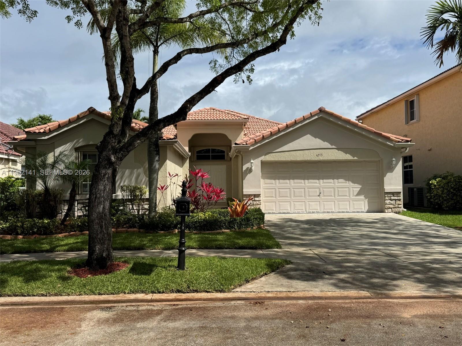 4273 Fox Ridge Dr, Weston FL 33331 photo 3