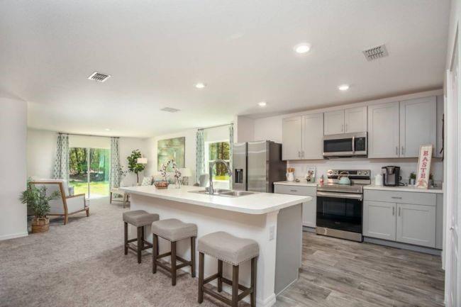 201 Aubudon Avenue, Port St. Lucie FL 34984 photo 4