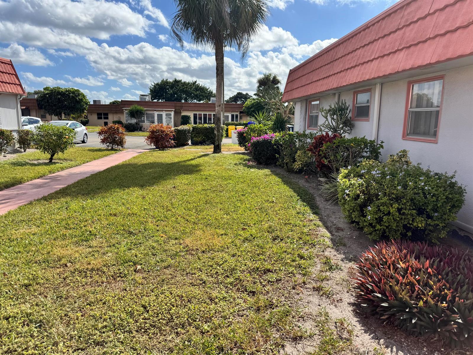 277 Seville L, Delray Beach FL 33446 photo 3