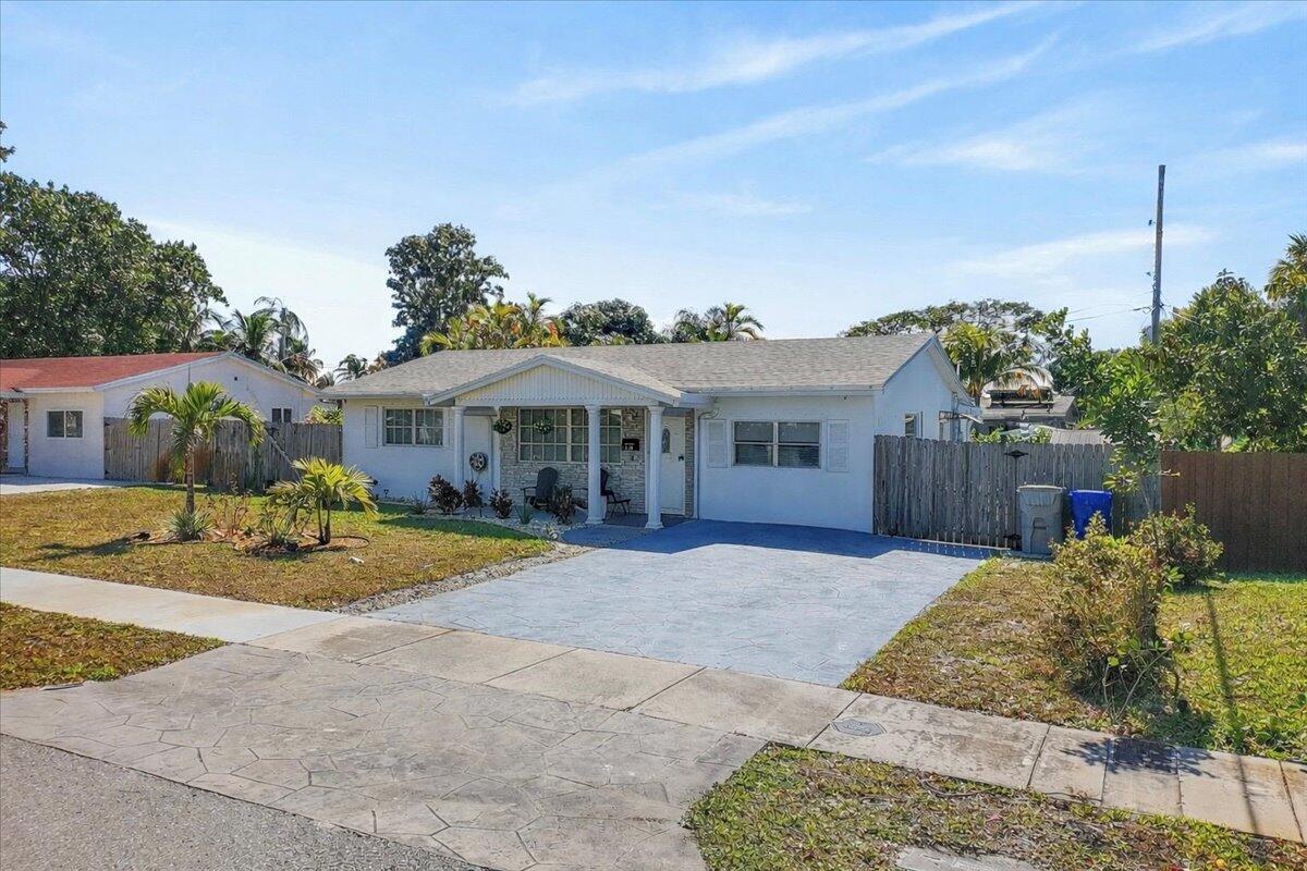110 NE 30th Street, Pompano Beach FL 33064 photo 2