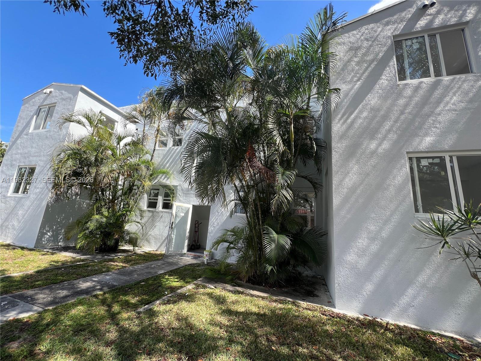 1015 S 17th Ave # 10, Hollywood FL 33020 photo 2