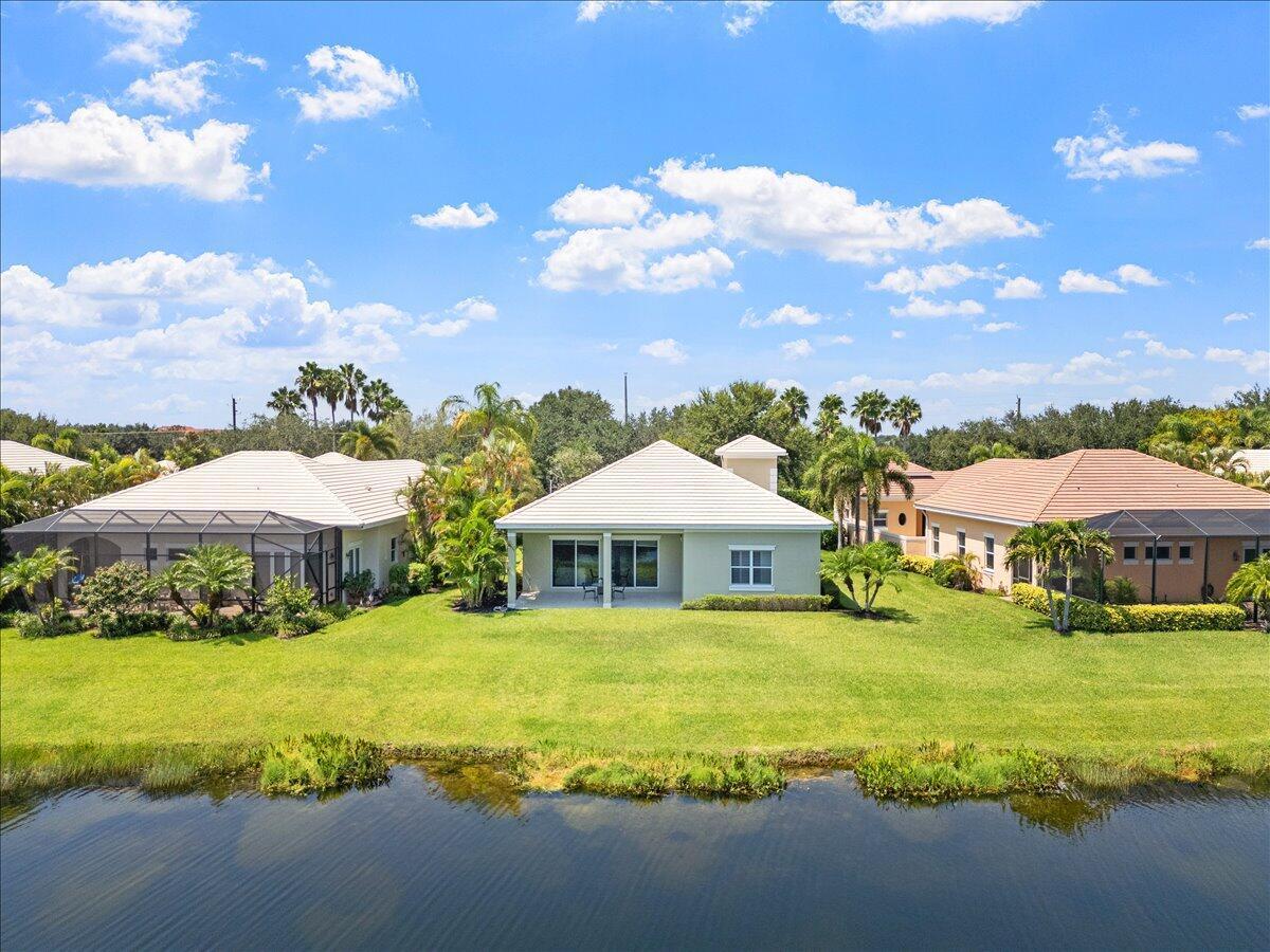 1254 River Reach Drive, Vero Beach FL 32967 photo 2