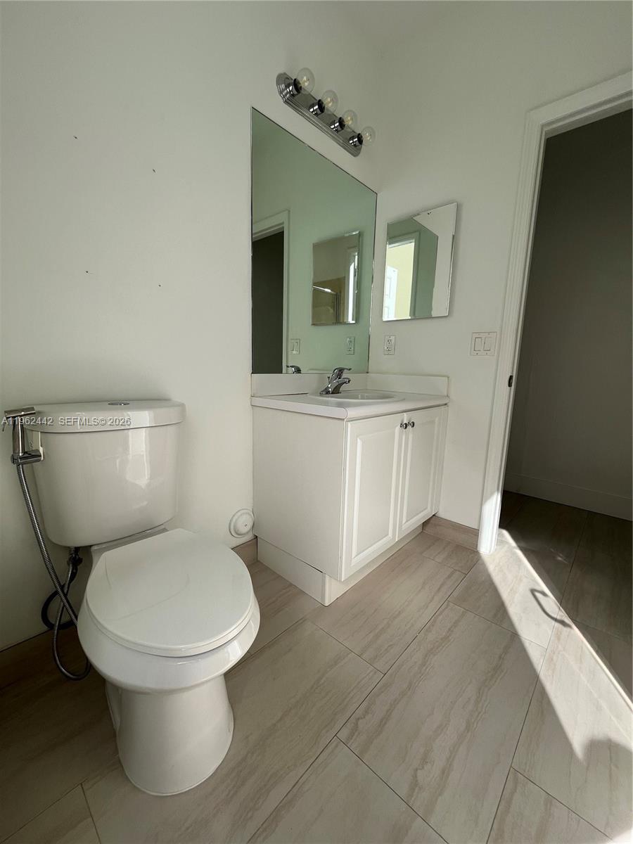 238 NE 31st Ave, Homestead FL 33033 photo 5