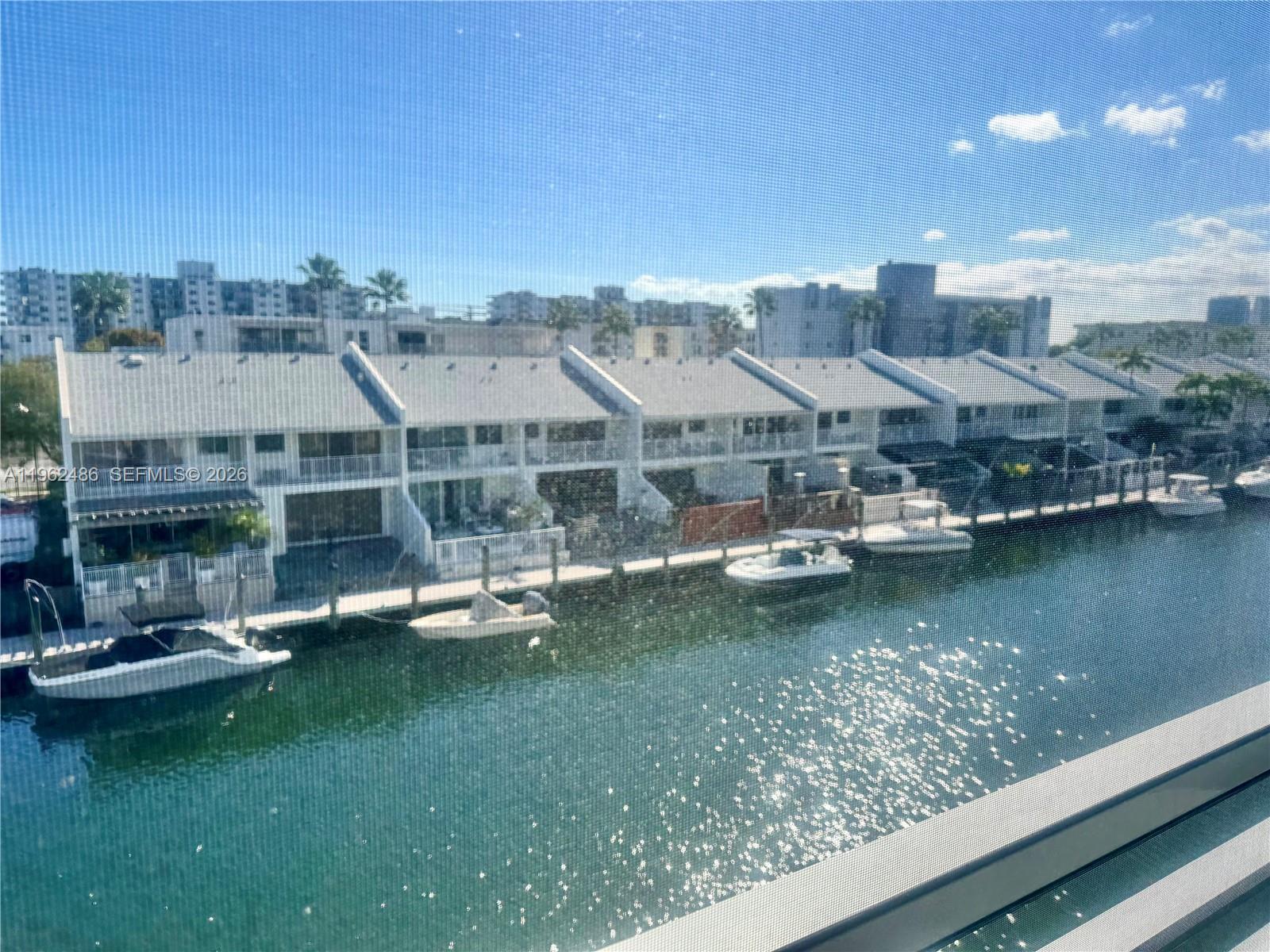 3750 NE 169 ST, North Miami Beach FL 33160 photo 4