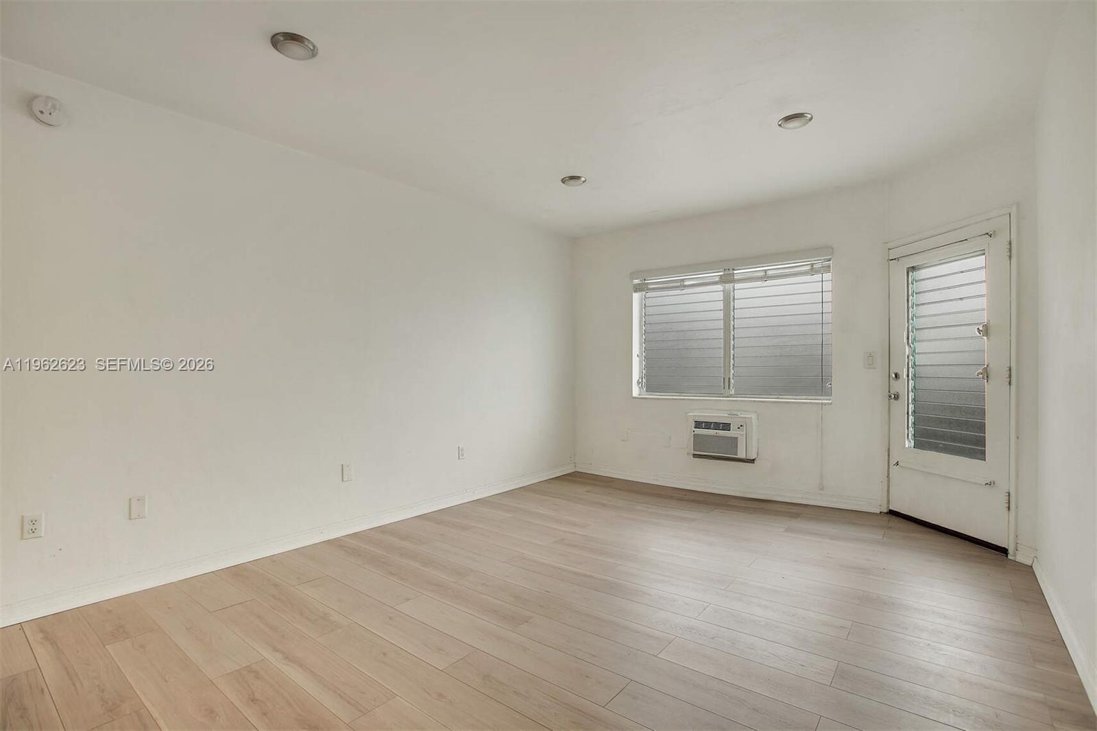 835 Meridian Ave # 3, Miami Beach FL 33139 photo 3