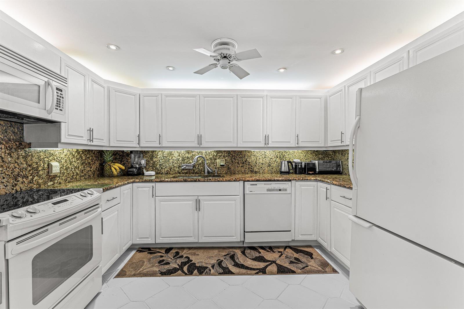 5420 N Ocean Drive # 2101, Singer Island FL 33404 photo 5