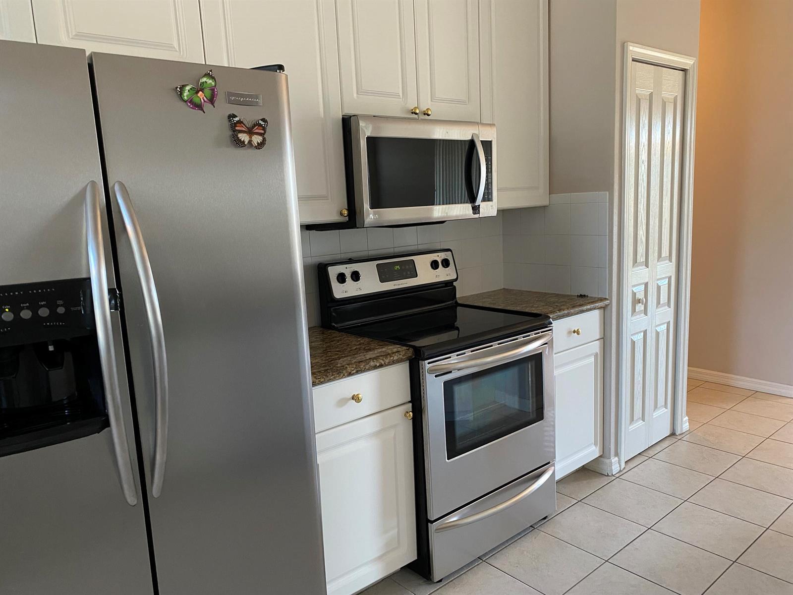 546 Waverly Circle, Port St. Lucie FL 34983 photo 5