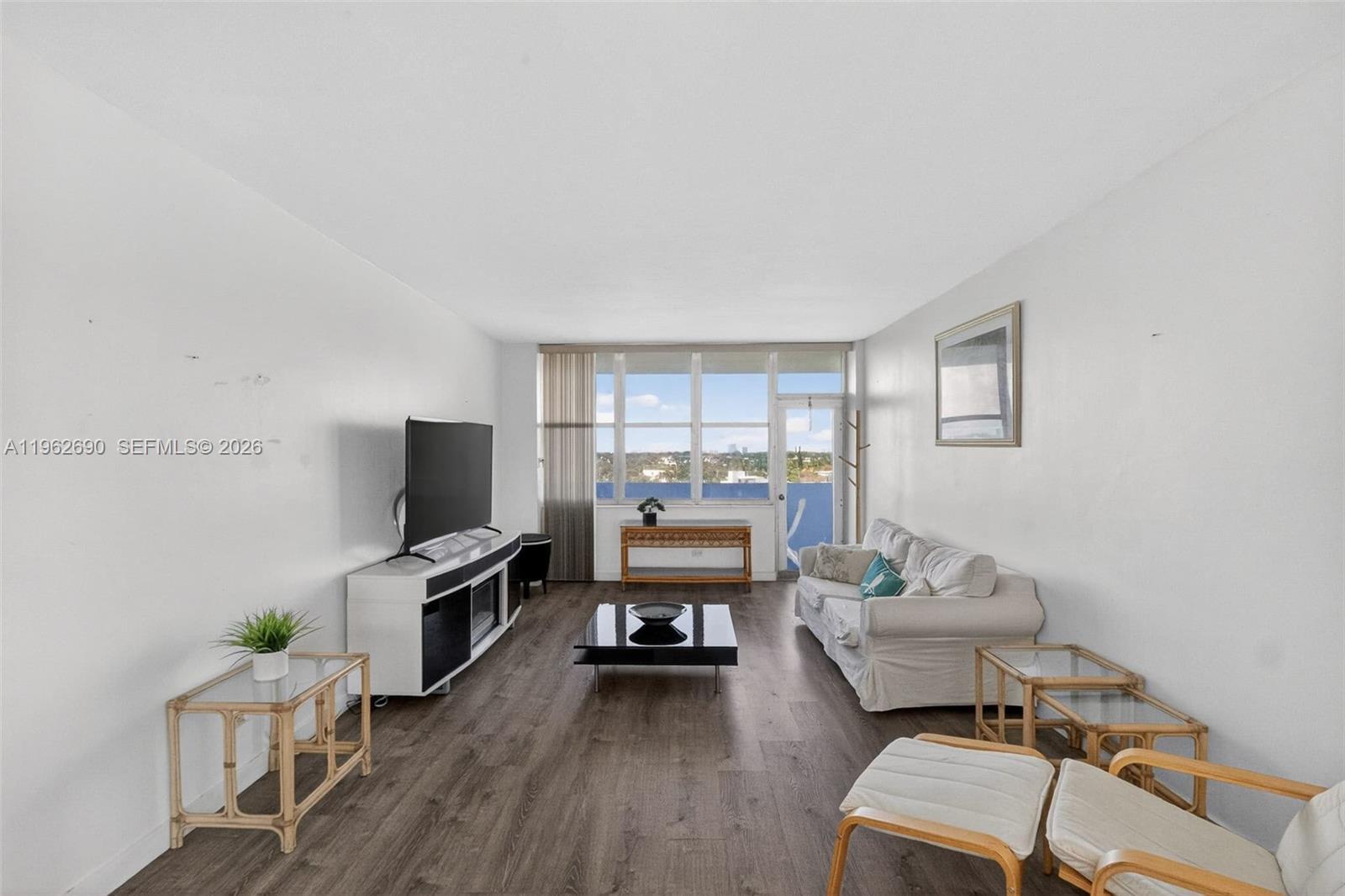 7441 Wayne Avenue # 8J, Miami Beach FL 33141 photo 3