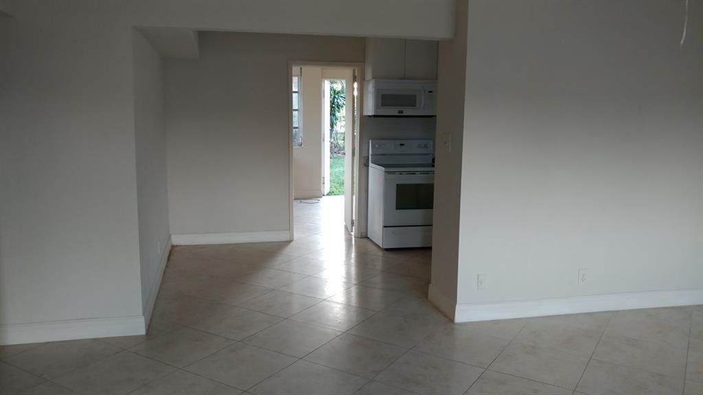2025 NW 14th Avenue # 2025, Fort Lauderdale FL 33311 photo 4