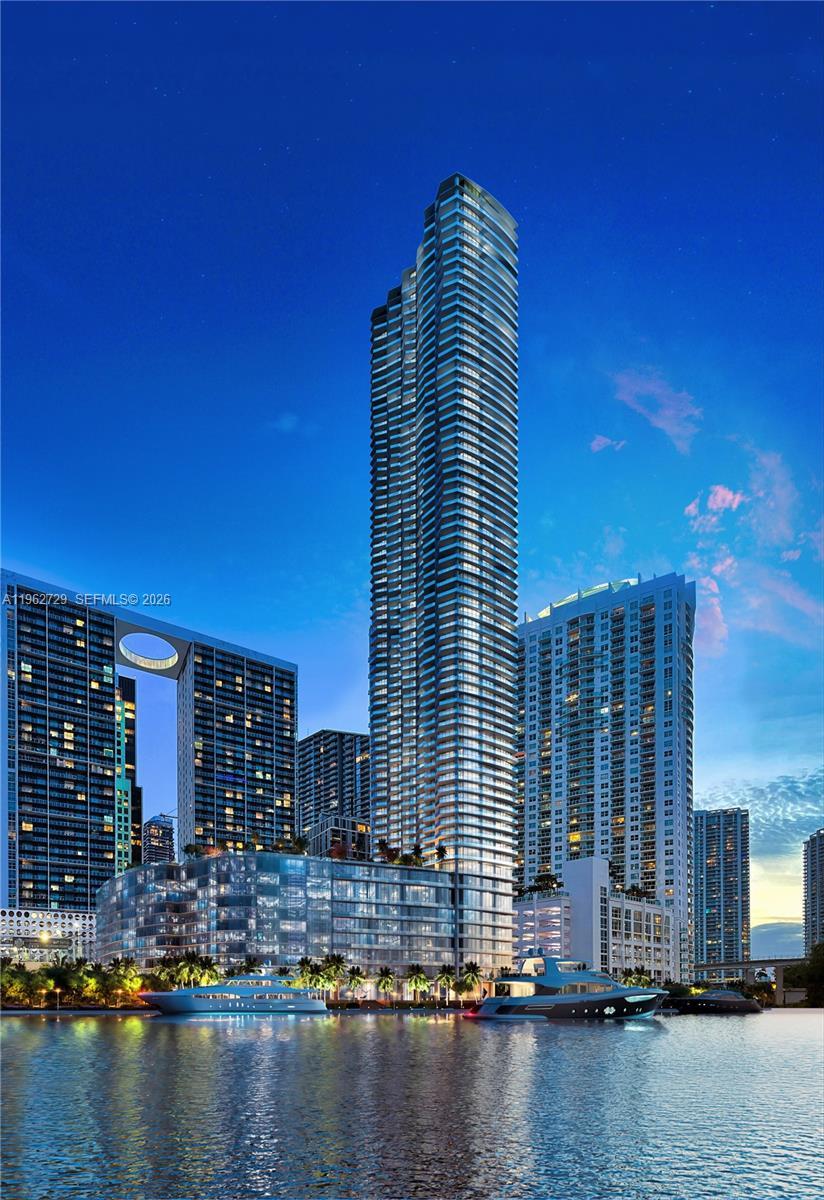 99 SE 5th street, Miami FL 33131 photo 4