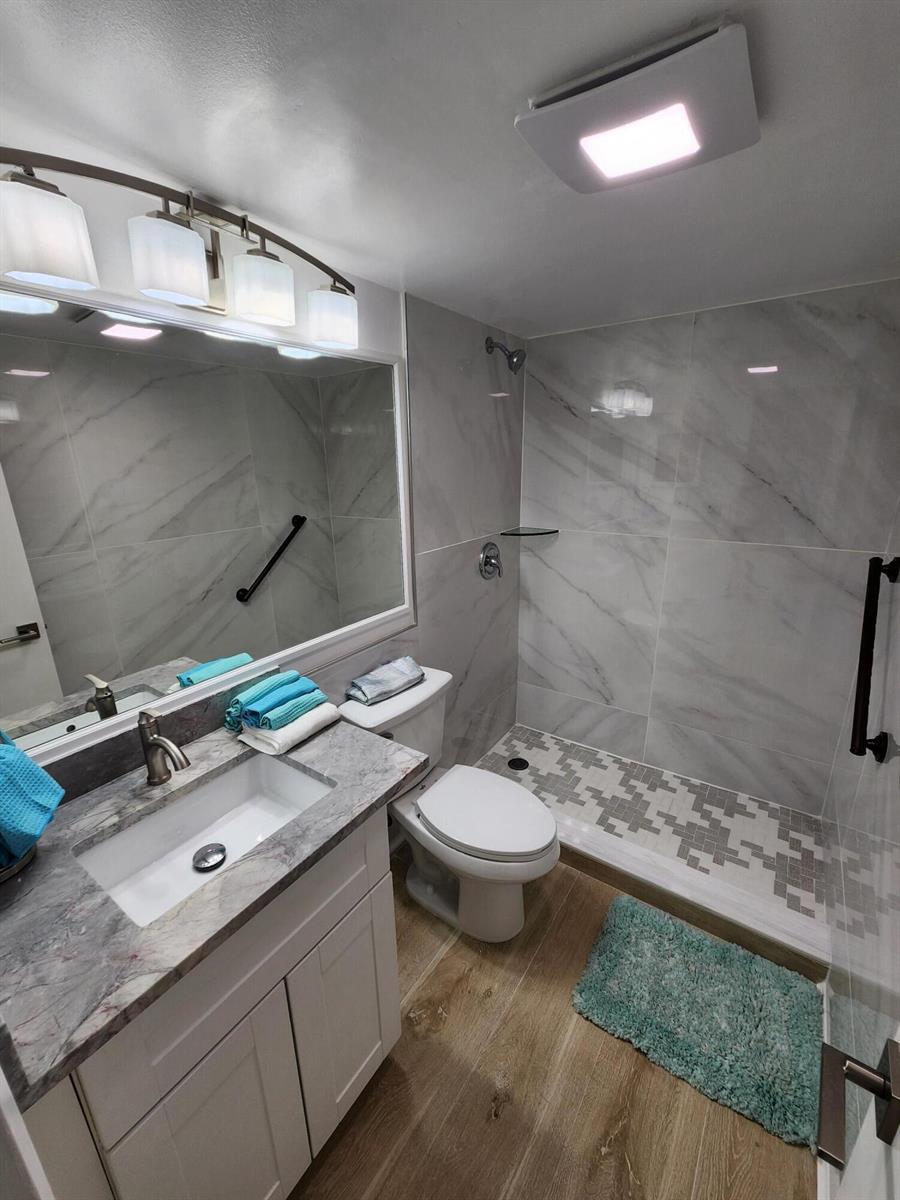 106 Suffolk C, Boca Raton FL 33434 photo 3
