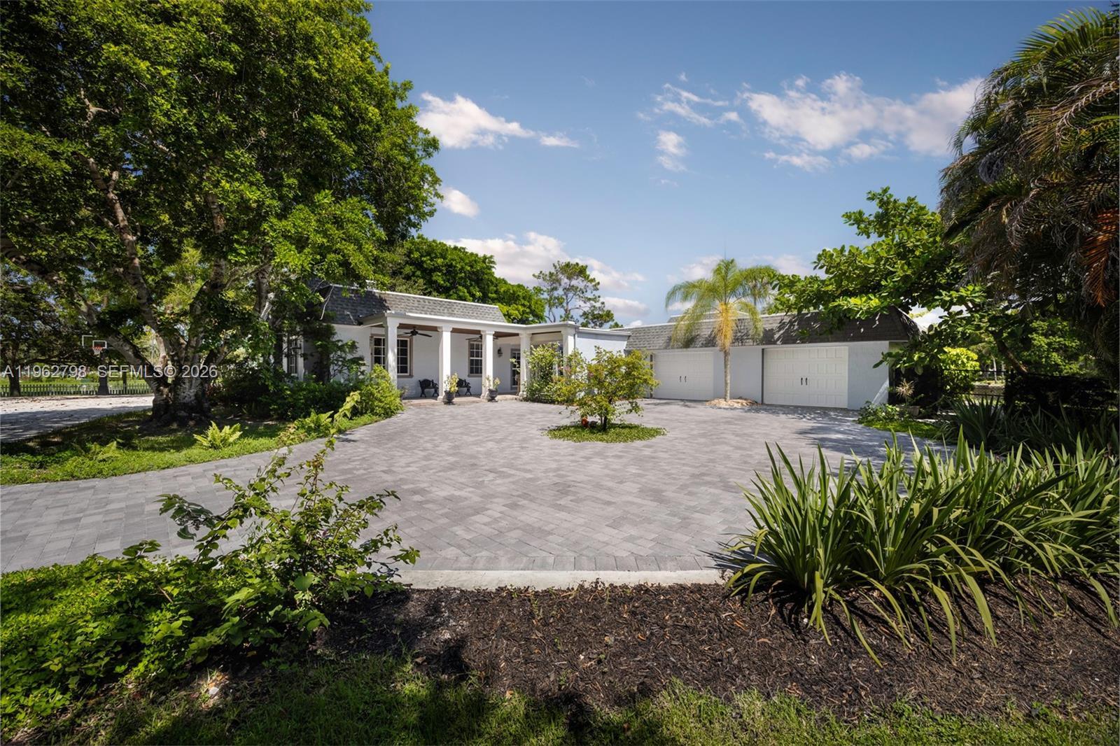 11000 SW 25th St, Davie FL 33324 photo 3