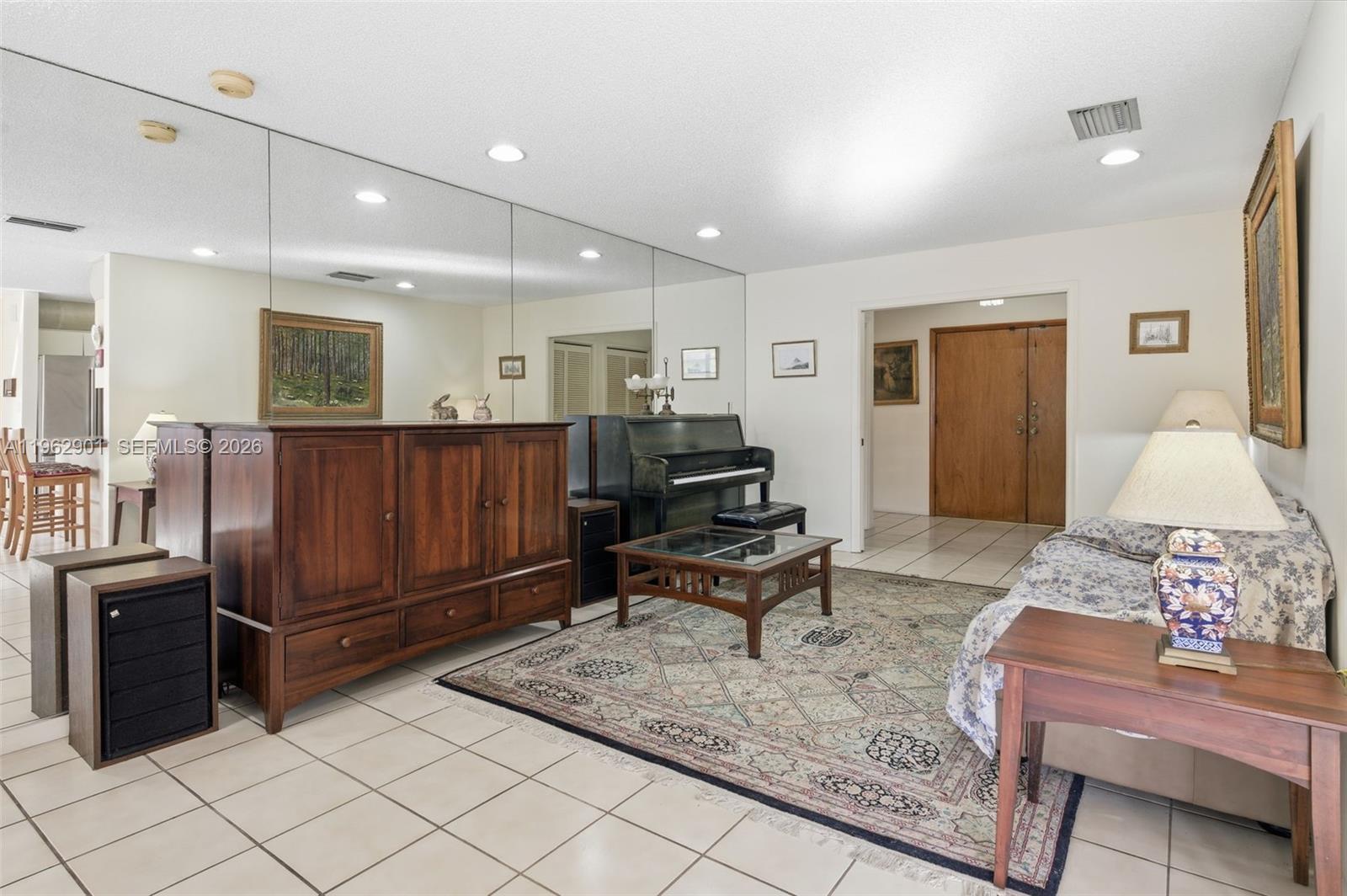 9208 Emerson Ave, Surfside FL 33154 photo 2