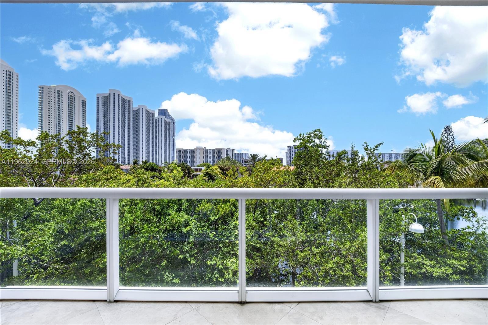 16500 Collins Ave # 9, Sunny Isles Beach FL 33160 photo 4