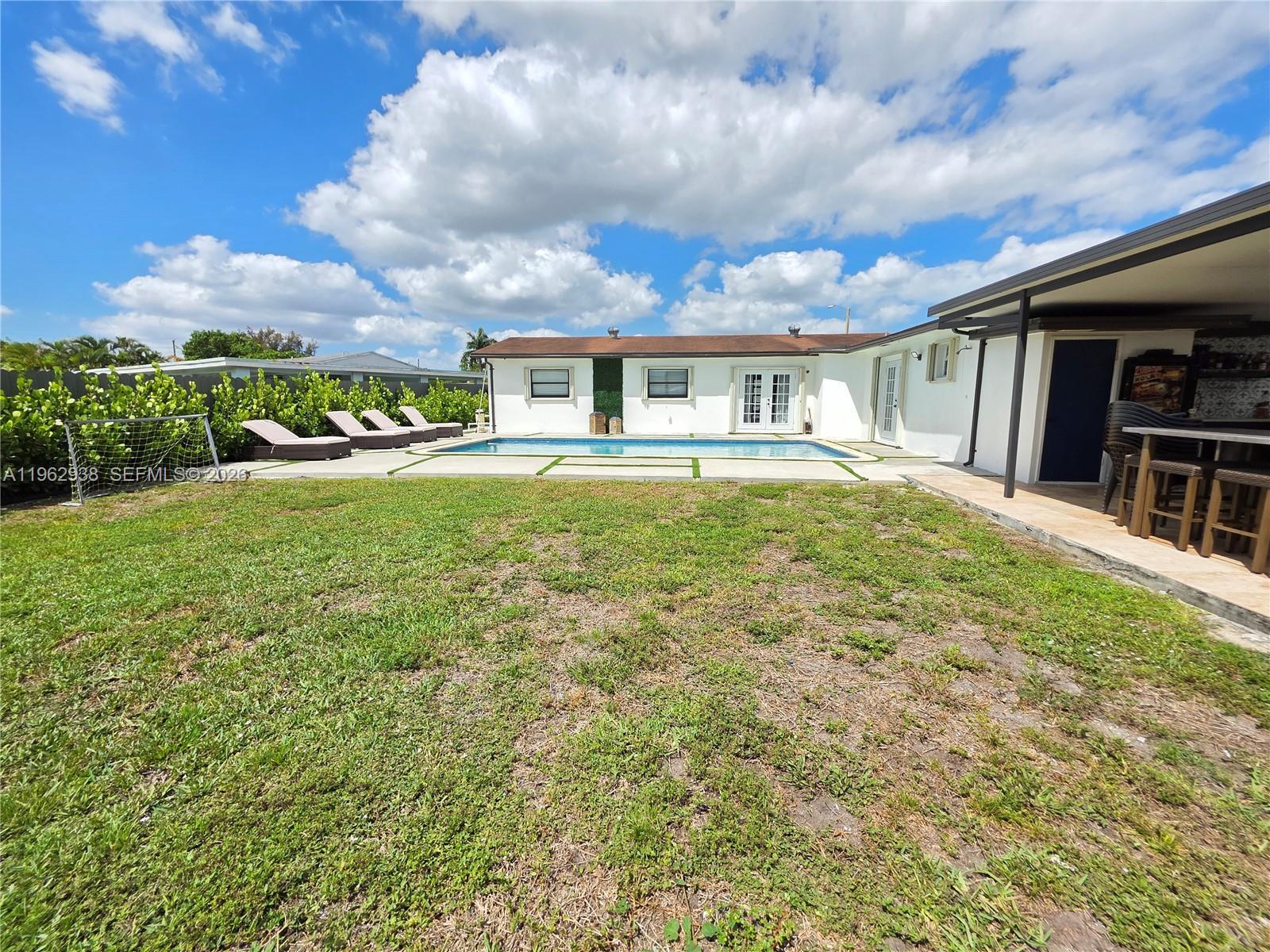 19631 NW 45th Ave, Miami Gardens FL 33055 photo 4