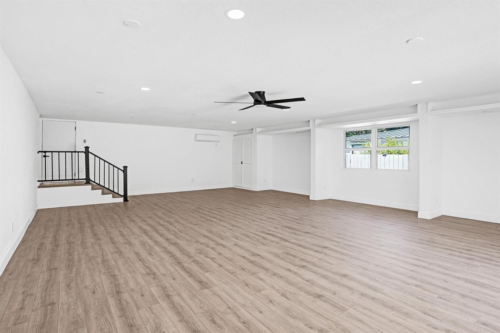 216 Bayberry Drive, Plantation FL 33317 photo 4