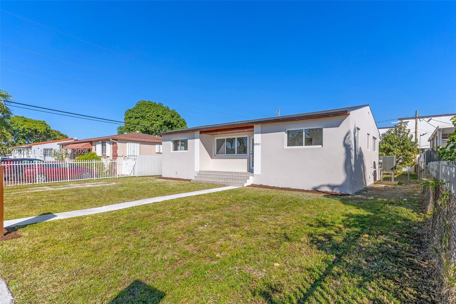 5941 E 6th Ave, Hialeah FL 33013 photo 2