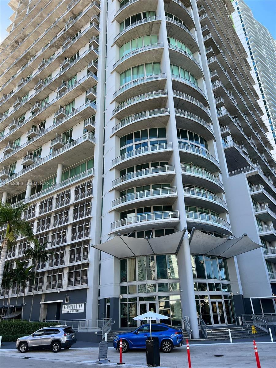 690 SW 1st Ct # 1506, Miami FL 33130 photo 2