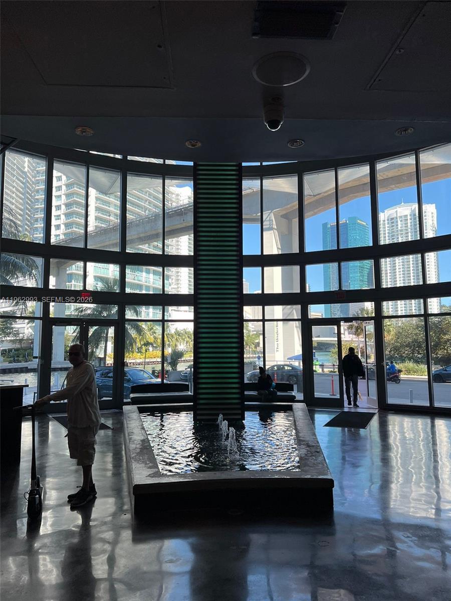 690 SW 1st Ct # 1506, Miami FL 33130 photo 3