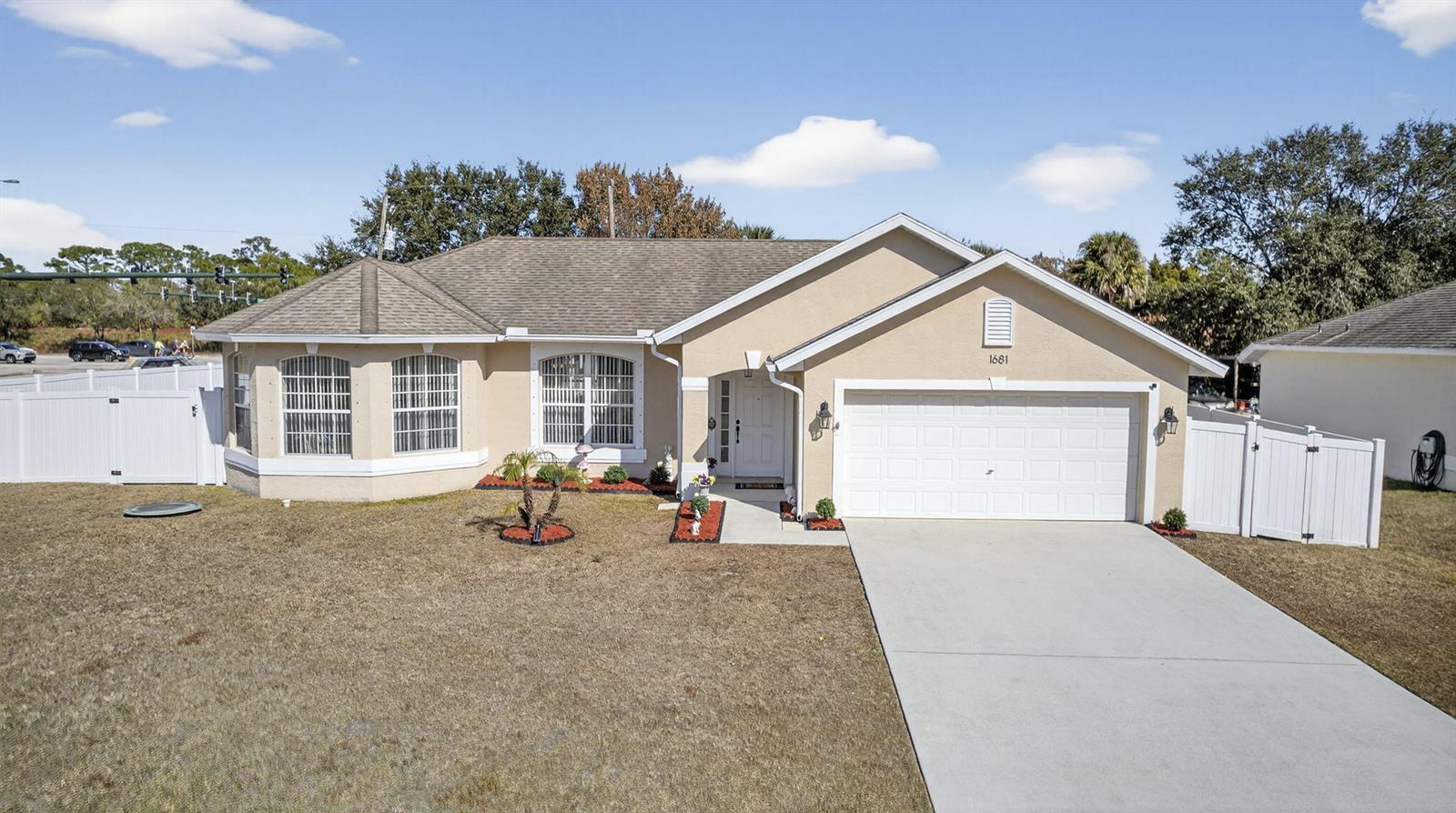 1681 SW Janette Avenue, Port St. Lucie FL 34953 photo 5