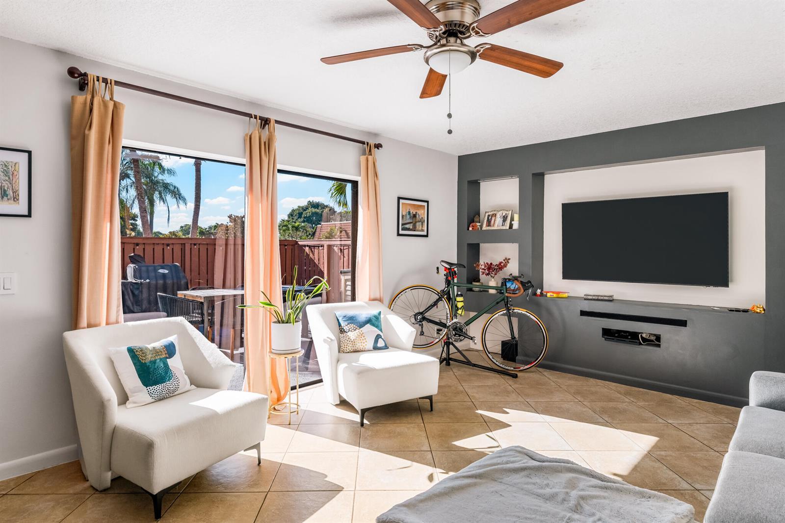 2889 SW 11th Place, Deerfield Beach FL 33442 photo 2