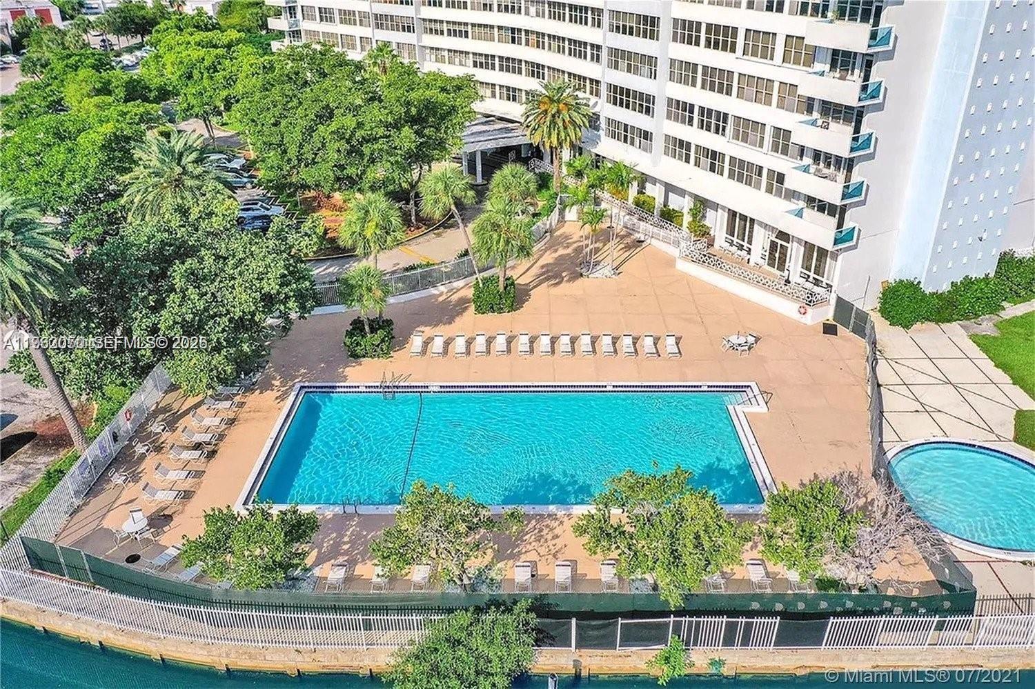 7441 Wayne Ave # 9I, Miami Beach FL 33141 photo 5