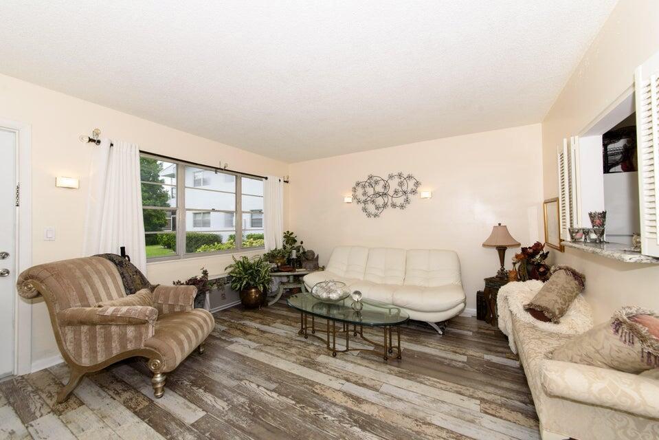 59 Bedford C, West Palm Beach FL 33417 photo 2
