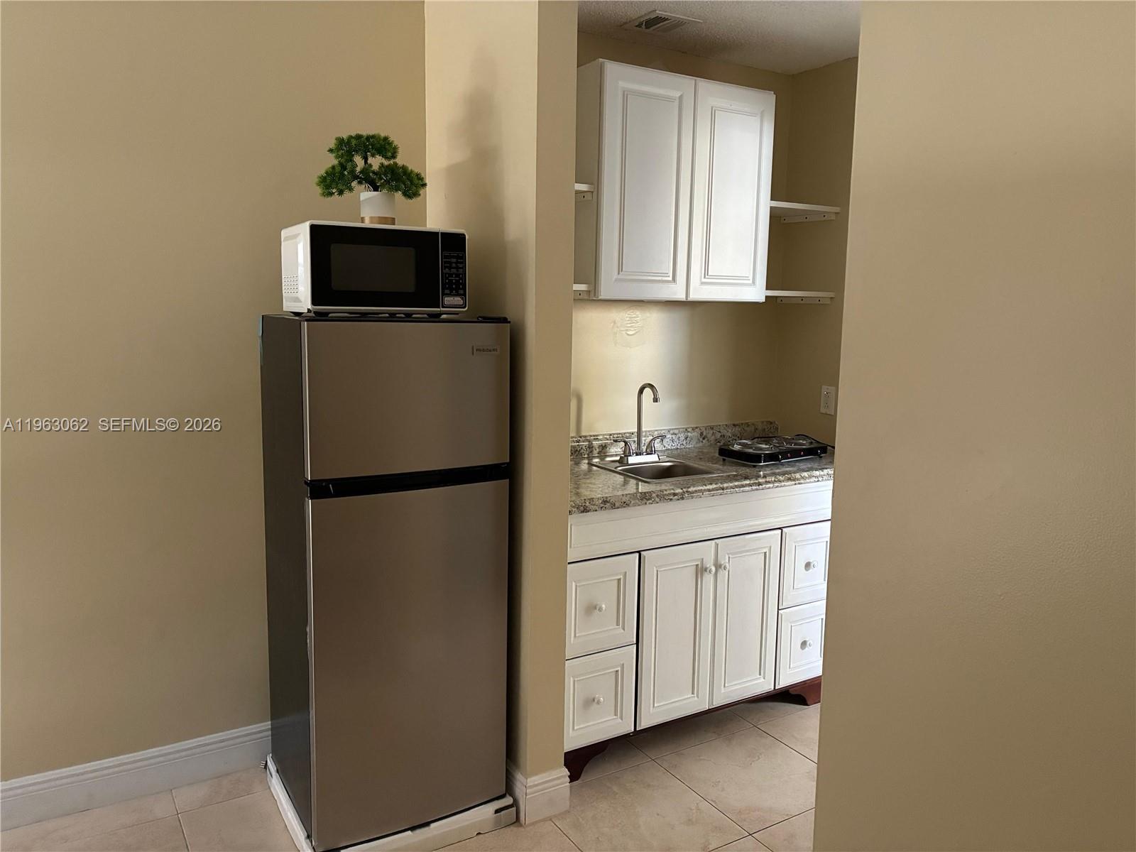 2963 Genoa Pl # B, West Palm Beach FL 33406 photo 4