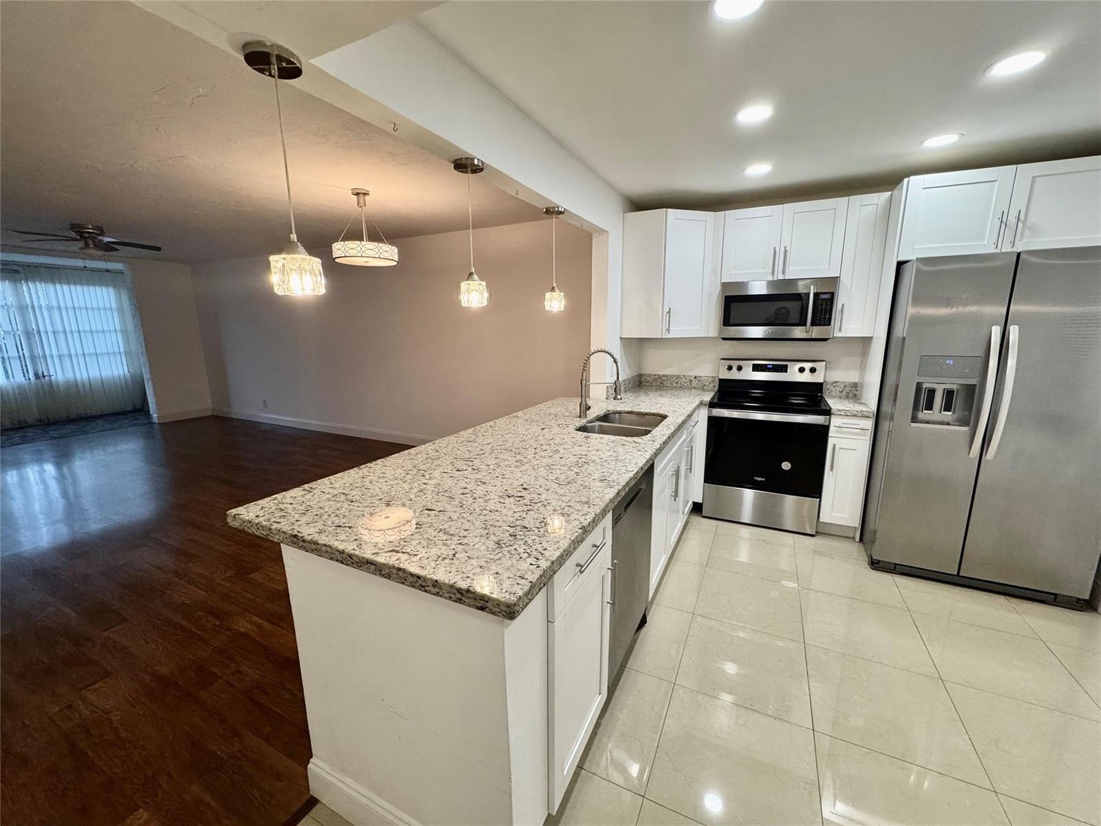 2821 Somerset Drive # 216, Lauderdale Lakes FL 33311