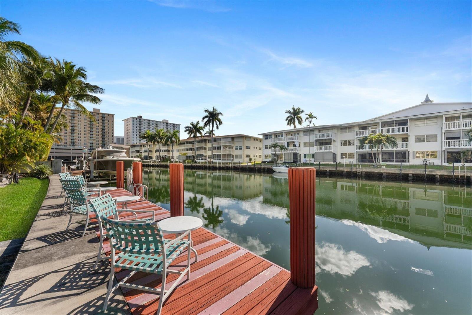 501 Blue Heron Drive # a, Hallandale Beach FL 33009 photo 4