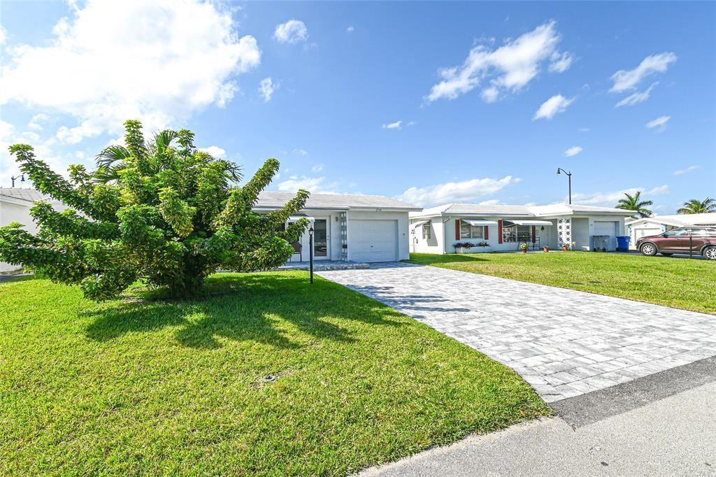 2741 W Golf Boulevard, Pompano Beach FL 33064