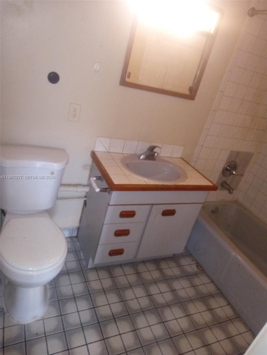 1925 Harding St # D, Hollywood FL 33020 photo 3