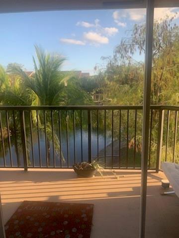 8891 Wiles Road # 308, Coral Springs FL 33067 photo 4