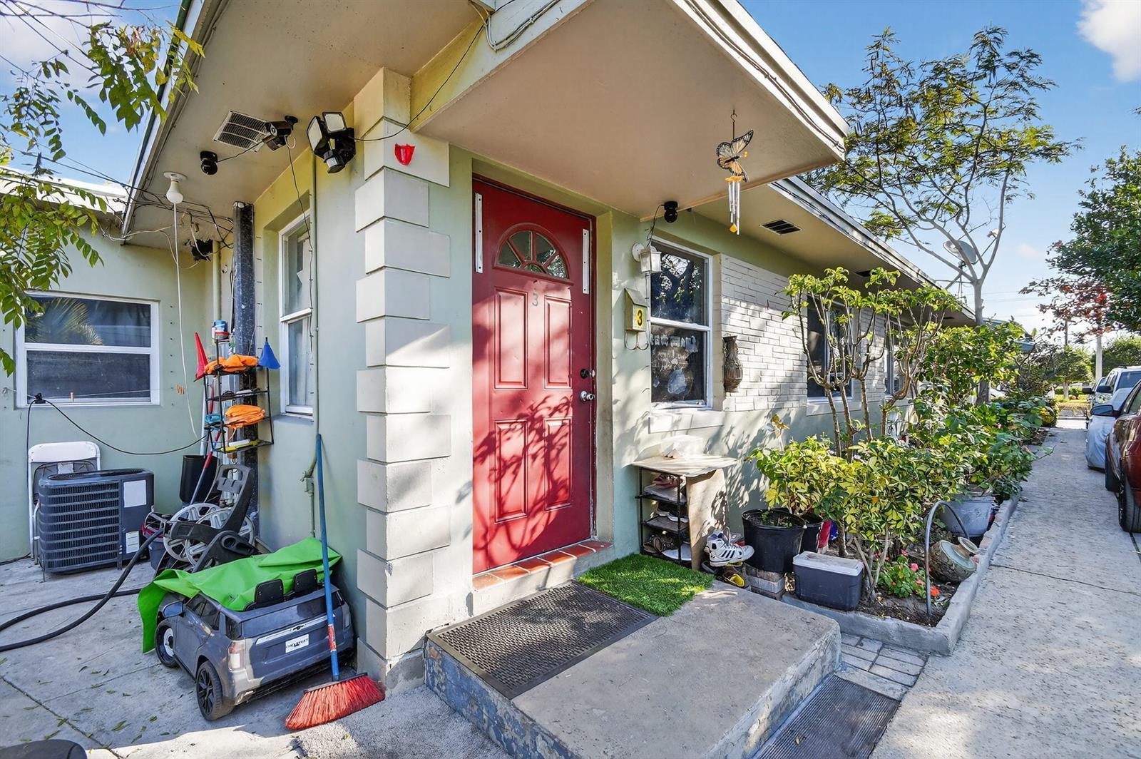 721 N F Street # 3, FL 33460 photo 2