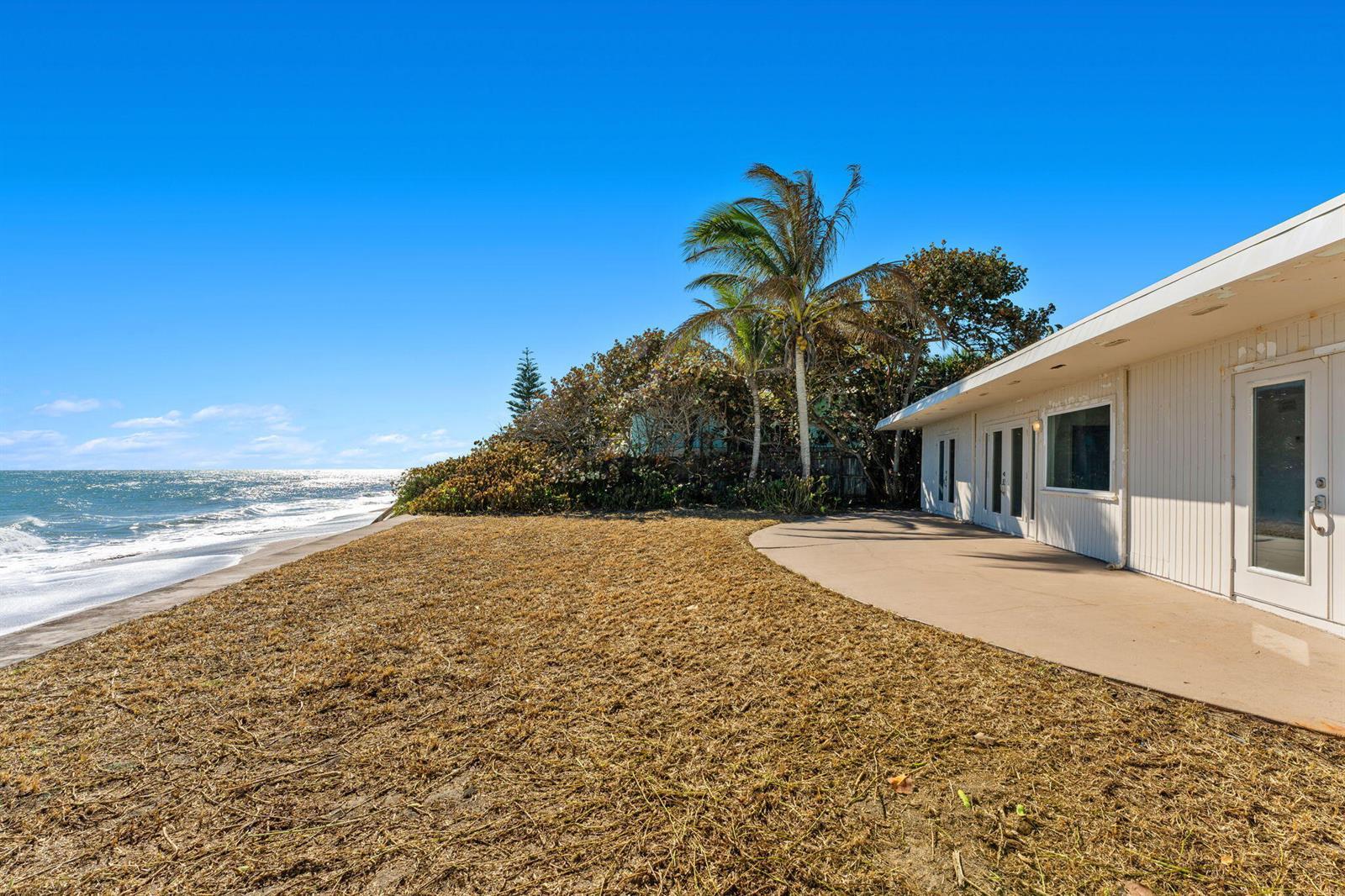 9556 Doubloon Drive, Vero Beach FL 32963 photo 5