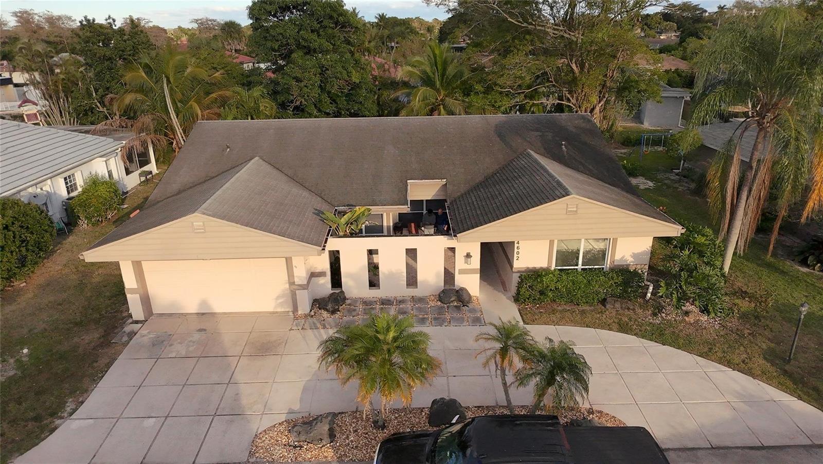 4602 Norfolk Island Pine Drive, Tamarac FL 33319 photo 3